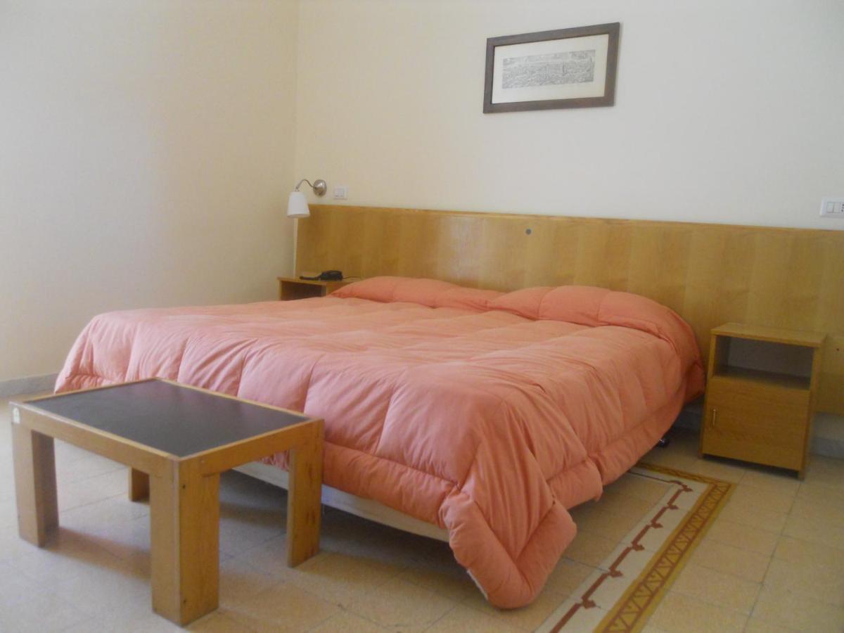 Santa Teresa Hotel
